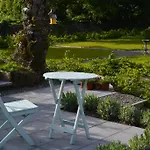 Hideaway At Foxhollow *
