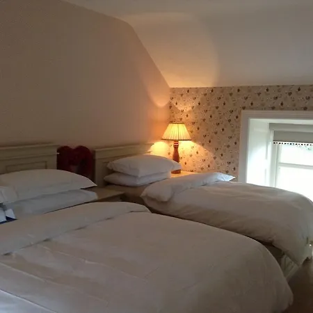 Hideaway At Foxhollow