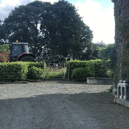 Hideaway At Foxhollow